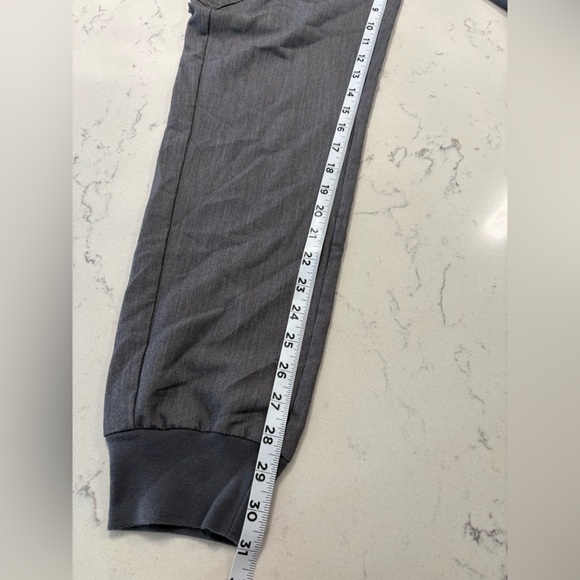 FIGS Zamora Jogger Scrub Pants Grey Size M - Picture 6 of 7